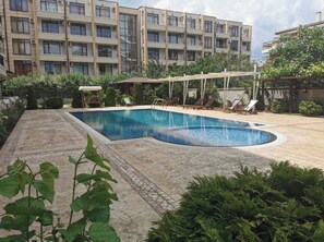 Pool - Sunny Beach Central Apartment - 4 Guests, Parking (Sunny Beach)