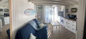 TV - Mezzanine studio in a cocooning location! (Agde)