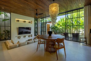Dining - Aricivillas (Pecatu)