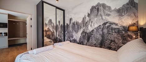 Apartment, Mountain View | Iron/ironing board, free WiFi