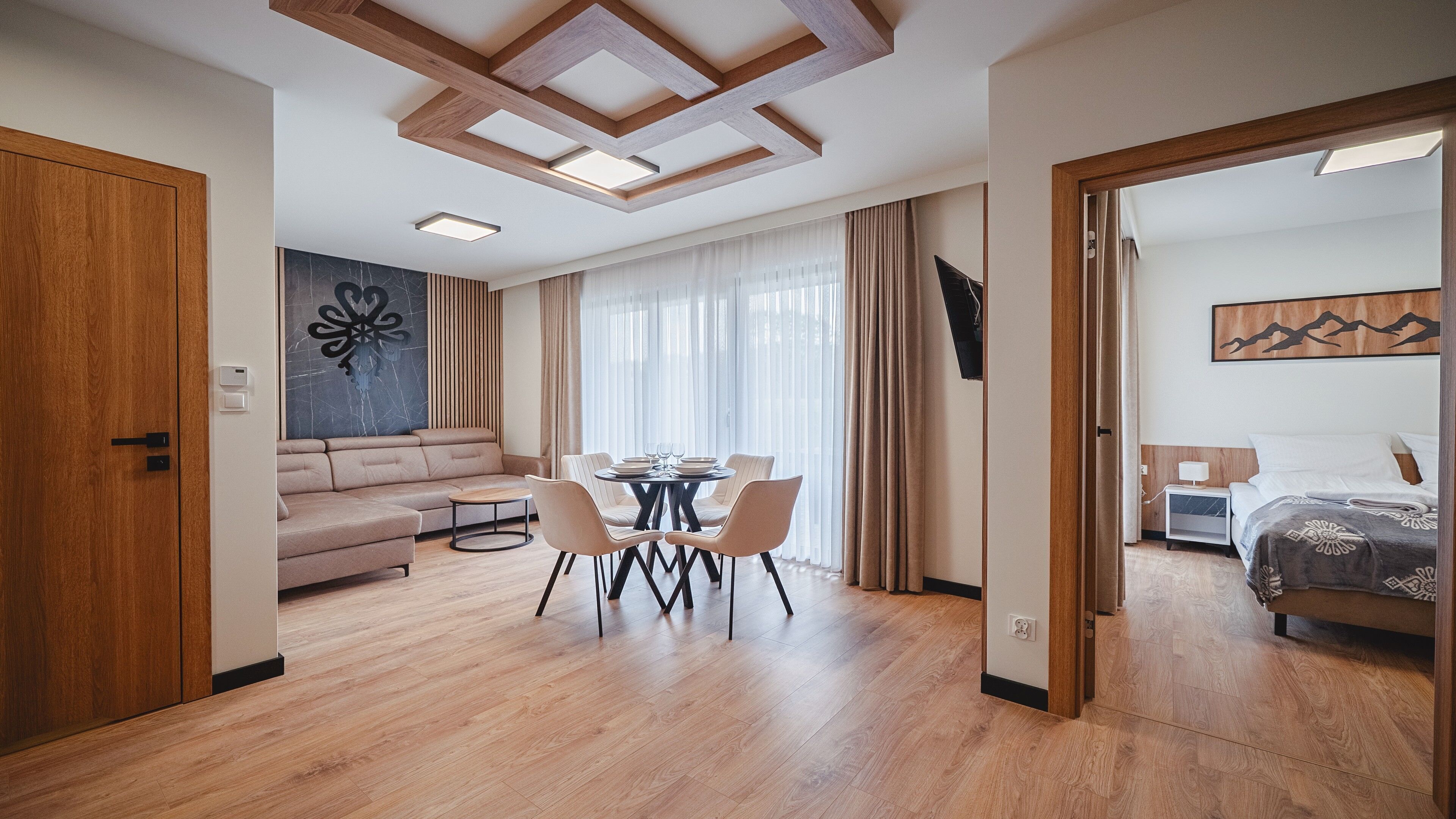 Apartment (J 6) | Wohnbereich | Flachbildfernseher