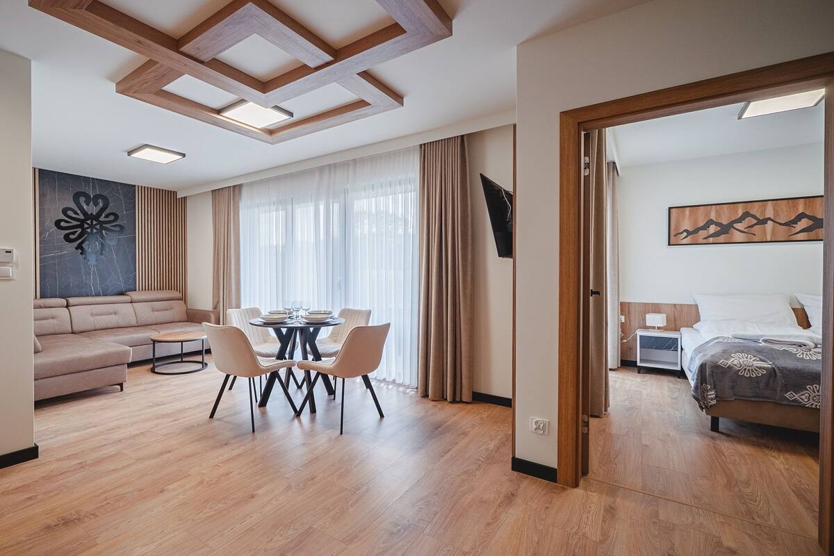 Apartment (J 6) | Living area