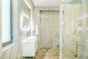 Bathroom - Nizami Avenue Hotel (Baku)