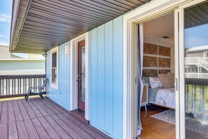 Exterior detail - Ocean Views + BBQs: Group Getaway in Palm Coast! (Palm Coast)
