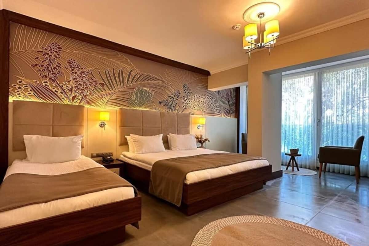 华丽三人房, 花园景观