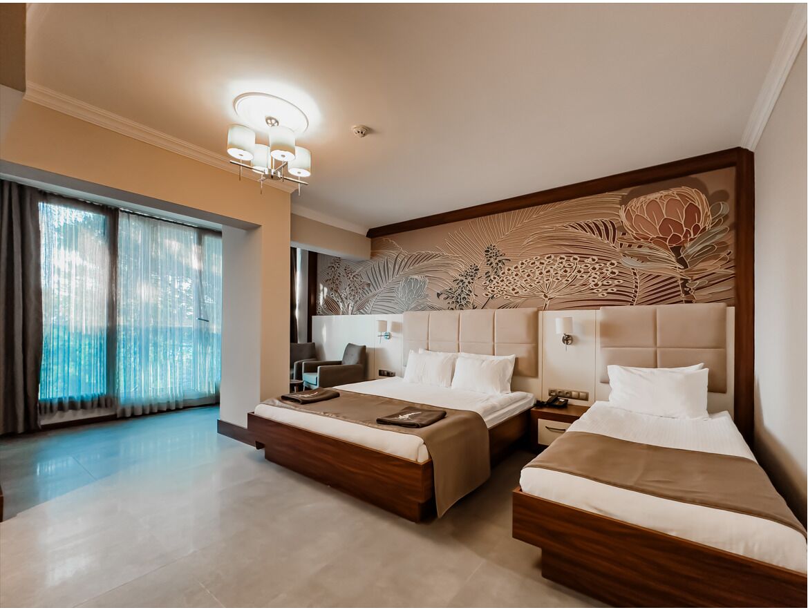 华丽三人房, 海景