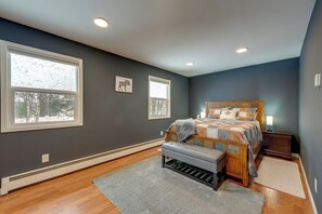 Room - Spacious Soldotna Home: Walk to Fishing & Parks! (Soldotna)