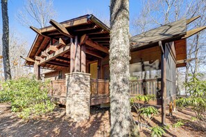Exterior - Mountain Retreat w/ Community Perks in Glenville! (Glenville)