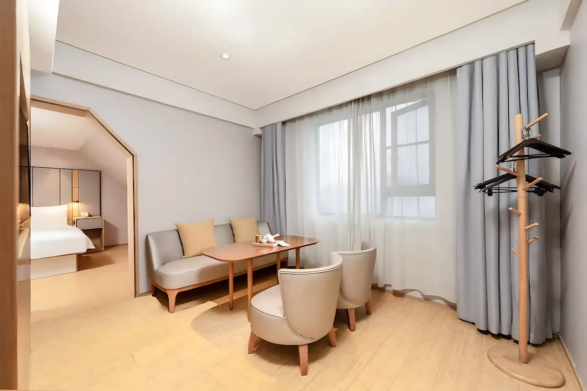 Superior Suite, City View | Free WiFi