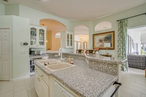 Fridge, microwave, stovetop, dishwasher - Gated Home w/ Pool, On-Site Golf in Port Charlotte (Port Charlotte)