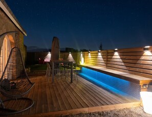 Outdoor dining - Vrbo Property (Ploemeur)