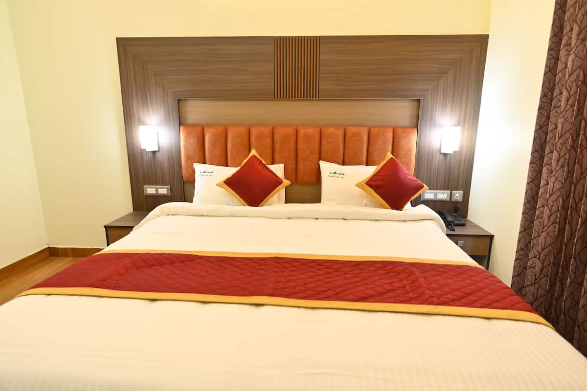 Rollaway beds, free WiFi, bed sheets
