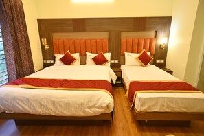 Comfort Triple Room | Bathroom - KULIR KODAI INN  (Kodaikanal)