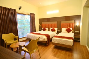 Comfort Triple Room - KULIR KODAI INN  (Kodaikanal)