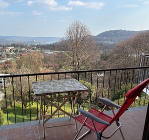 Outdoor dining - Vrbo Property (Pisano)