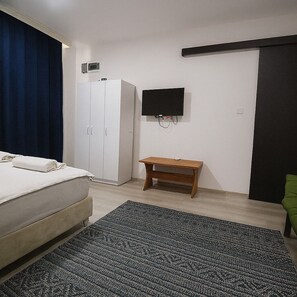 Standard Room, 1 Double Bed, Pool View