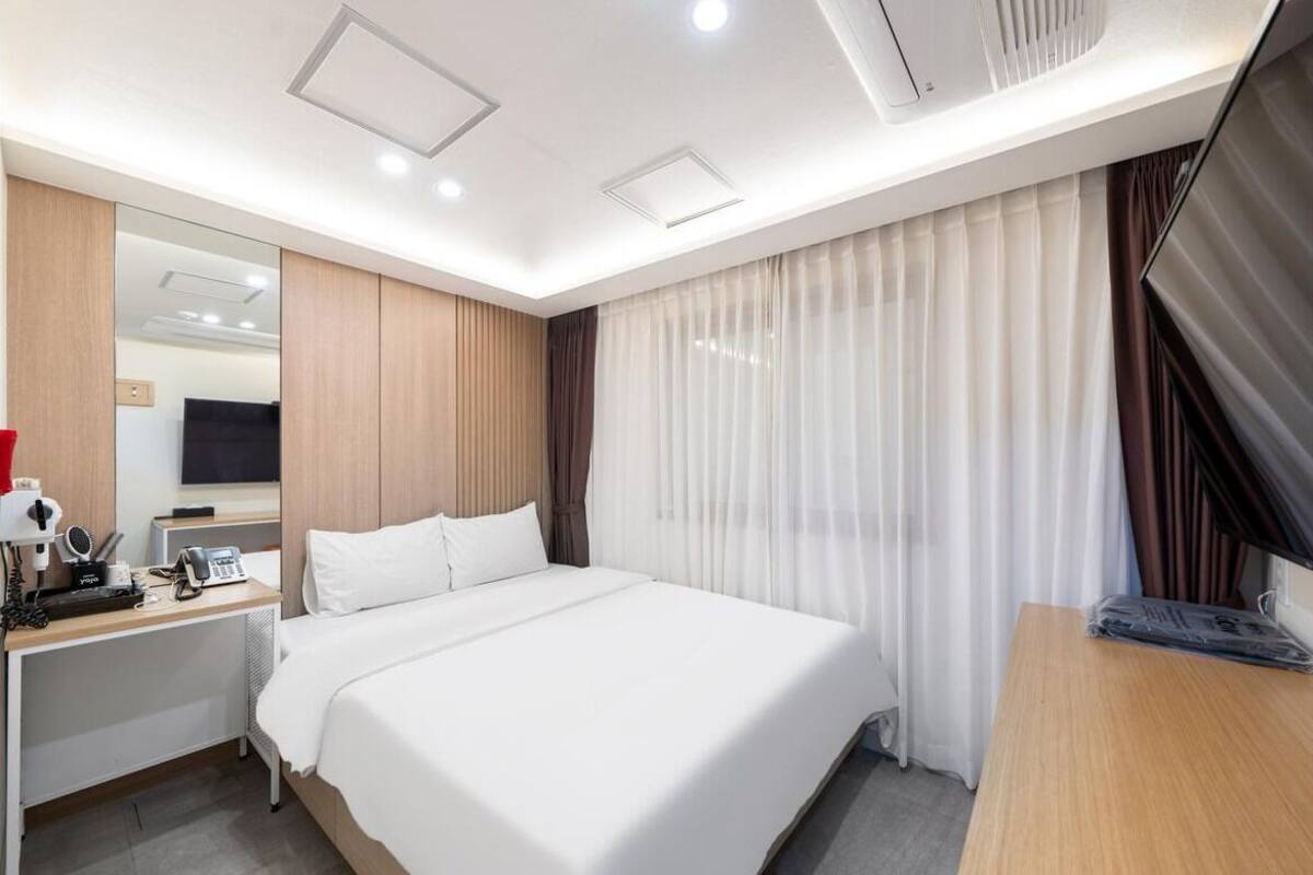 標準客房 | 防敏寢具、特厚豪華床墊、遮光窗簾/窗簾、免費 Wi-Fi