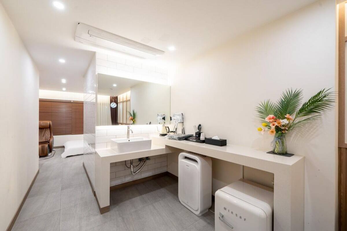 Royal Suite | 防敏寢具、特厚豪華床墊、遮光窗簾/窗簾、免費 Wi-Fi