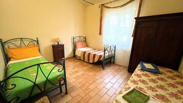 Classic House, 1 Bedroom | 1 bedroom, bed sheets
