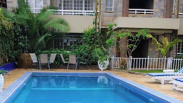 Appartement, 2 chambres, accessible aux personnes à mobilité réduite, fumeurs | Piscine | Piscine extérieure