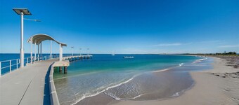 Ocean Beach Chalet 18