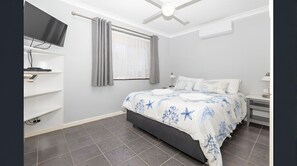 Room - Ocean Beach Chalet 18 (Jurien Bay)