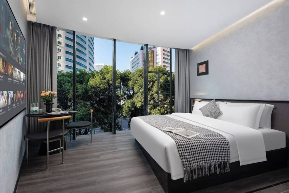 Luxury Double Room, City View