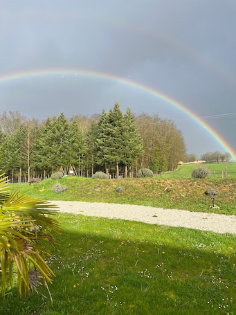 Property grounds. Le Hameau du Peu - Happy Cottage with Shared Pool