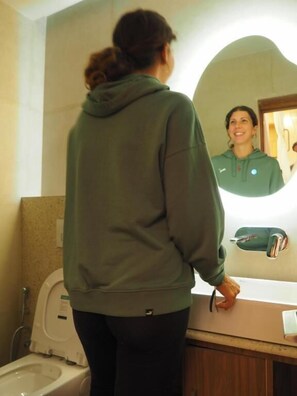 Deluxe-fællessovesal | Badeværelse