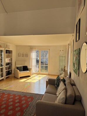 Living area - Vrbo Property (Sulzburg)