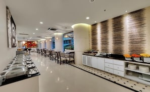 Restaurant - The Fern Residency (Mumbai)