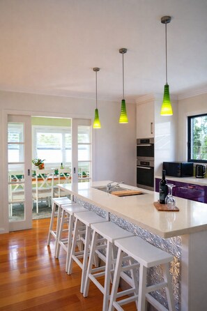 Dining - The Gables - Luxury Berry Escape (Berry)