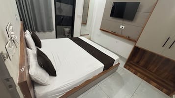 Deluxe Double Room | Free WiFi
