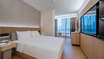 Chambre Simple, vue ville