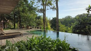 Outdoor pool - Villa Maxwell (Tabanan)