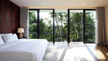 Villa, Garden View