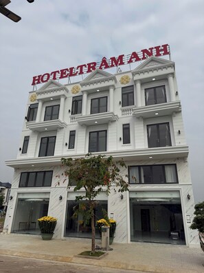 Exterior - Tram Anh 2 Hotel Dong Nai - BAY LUXURY (Nhơn Trạch)