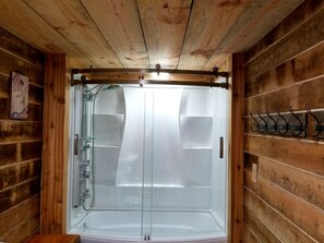 Shower - Gold Miners Cabin - Mountain Retreat for the Whole Family - Sleeps 9 (Helen)