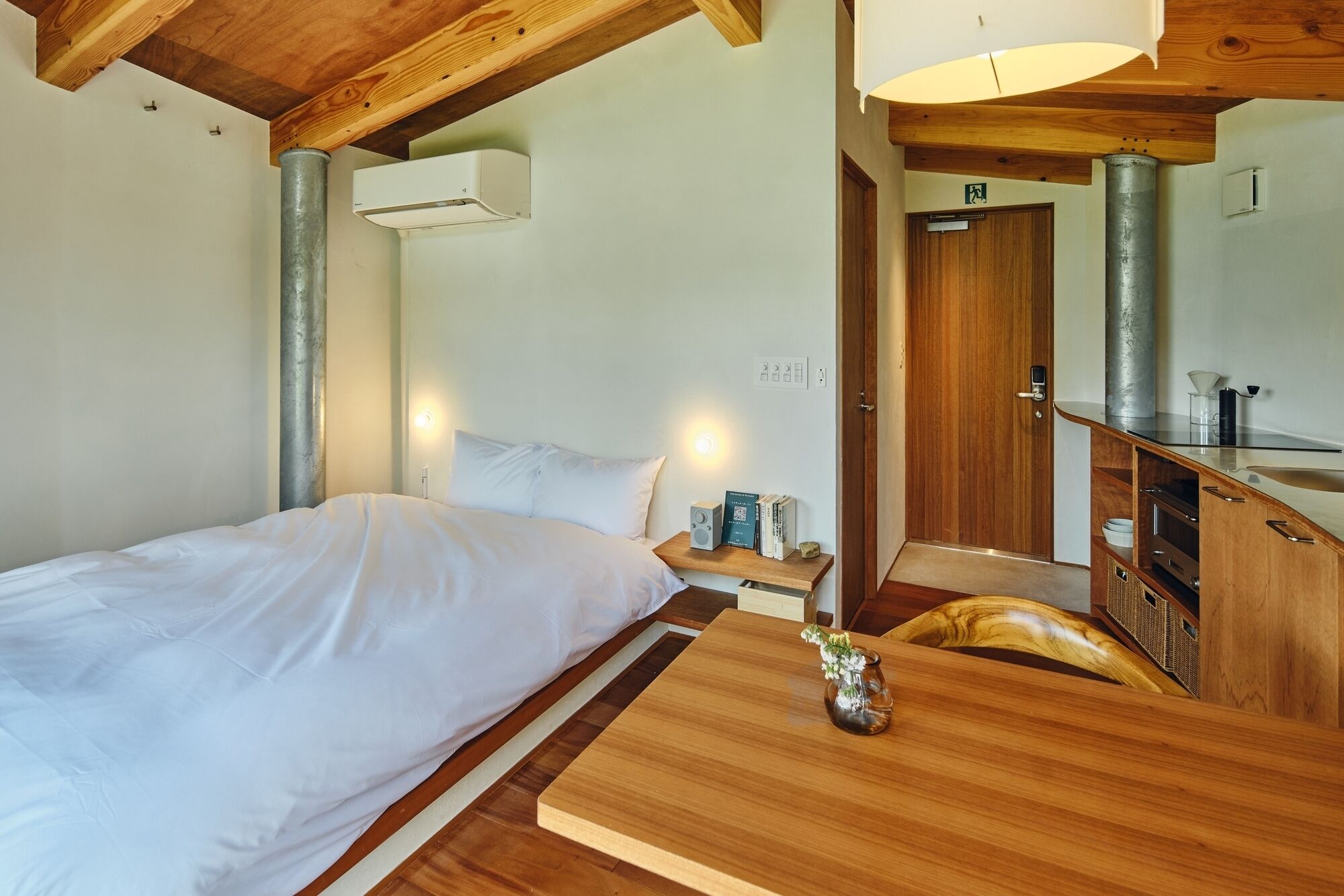Beachfront Private Cabin, Non smoking | Free WiFi, bed sheets