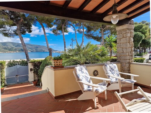 Villa Mirella en bord de mer