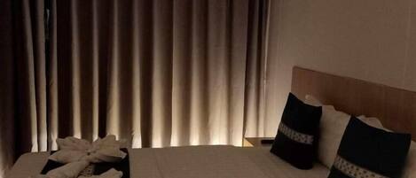 Standard Single Room, City View | Desk, blackout drapes, soundproofing, free WiFi