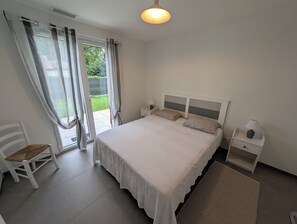 3 bedrooms, WiFi - Landes house near the beach with independent swimming pool on 900 m2 /fibre (Messanges)