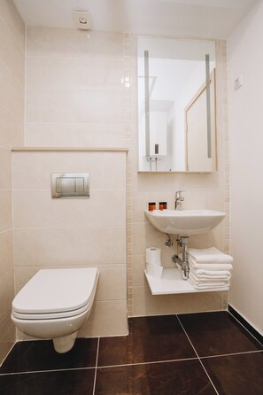 Studio, Balcony, Sea View | Bathroom - Ststus M apartments 138 (Becici)