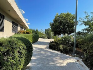 Property grounds - Ststus M apartments 138 (Becici)