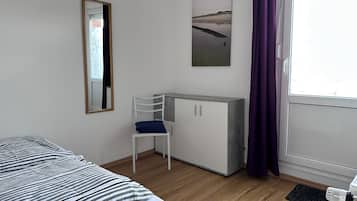 2 Schlafzimmer, Reisekinderbett, kostenloses WLAN, Bettwäsche