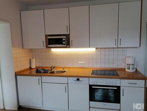 Private kitchen - Vrbo Property (Langeoog)