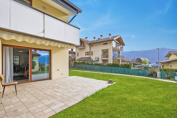 Olimpia Home - Terrace Dining And Pool - Arco