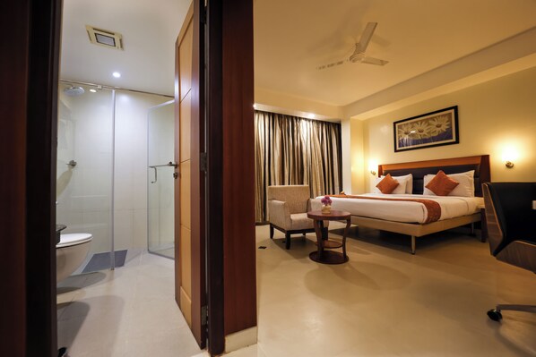 Deluxe Room | Bathroom