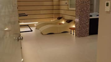 Sauna, vasca idromassaggio, bagno turco, massaggi
