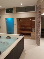 Sauna, hot tub, steam room, massages